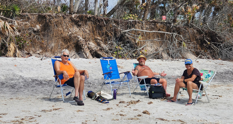 What To Wear To South Venice Beach